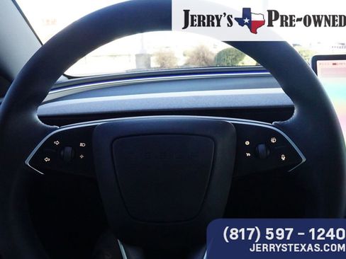 Used 2025 Tesla Model 3 Long Range image 11