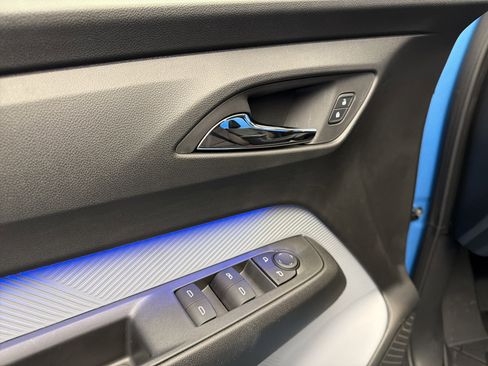 New 2027 Chevrolet Bolt RS w/ Technology Package FWD image 11