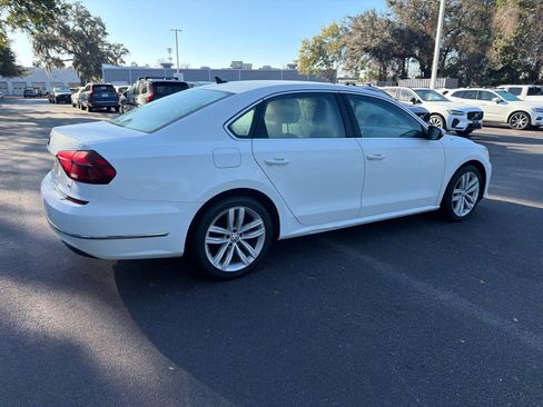 Used 2018 Volkswagen Passat 2.0T SE image 14