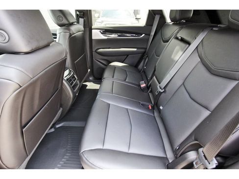 New 2026 Cadillac XT5 Premium Luxury w/ Driver Assist Package FWD image 7