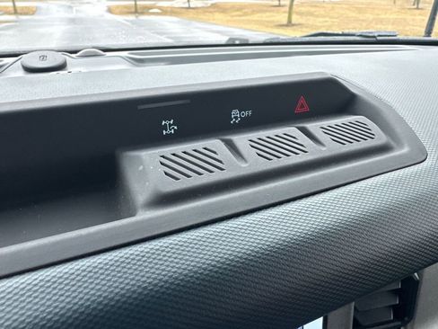 Used 2024 Ford Bronco Outer Banks image 28