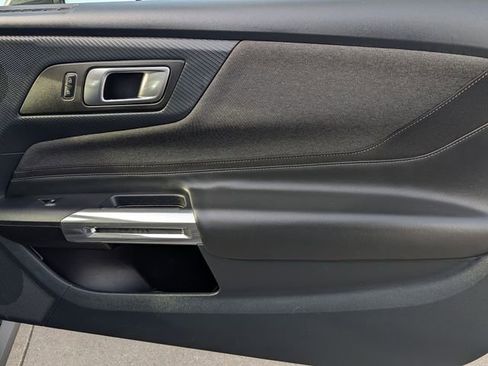 Used 2024 Ford Mustang Coupe image 28