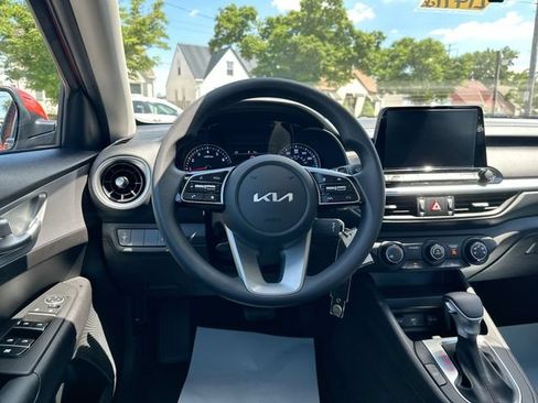Certified 2023 Kia Forte LXS FWD image 13