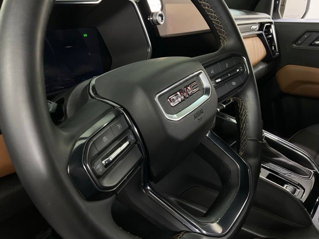 Used 2025 GMC Canyon AT4 w/ Nightfall Edition AWD/4WD image 20