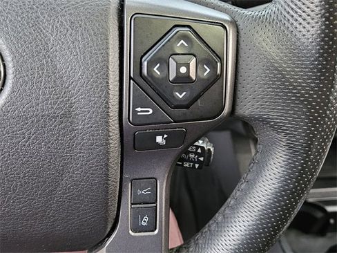 Used 2022 Toyota Tacoma TRD Off-Road w/ Technology Package image 22