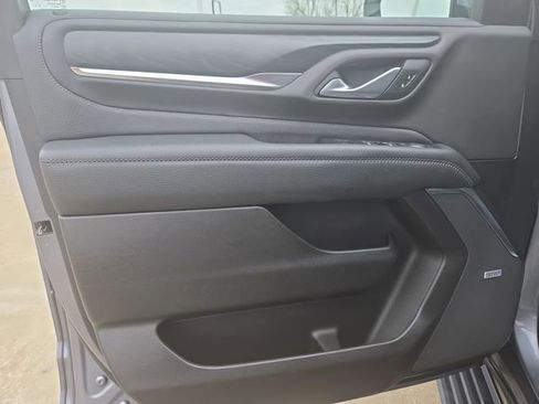 Used 2022 GMC Yukon XL Denali image 10