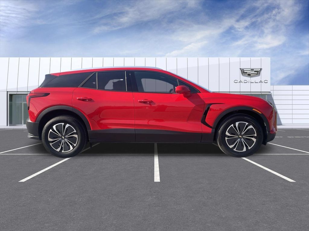Used 2024 Chevrolet Blazer EV LT AWD/4WD image 9