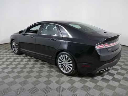 Used 2019 Lincoln MKZ Reserve FWD image 5
