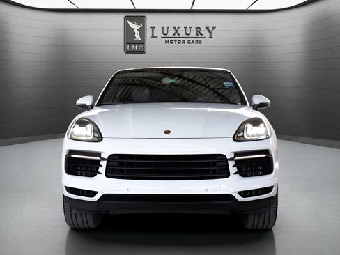 Used 2021 Porsche Cayenne Coupe w/ Premium Package AWD/4WD image 3