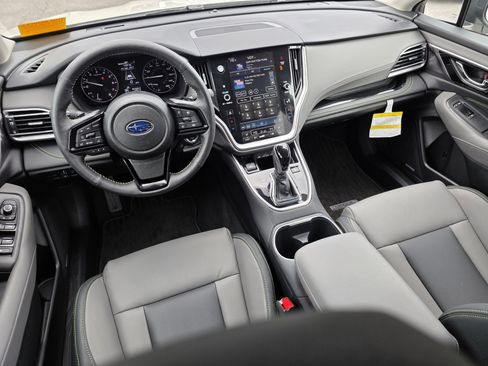 Certified 2025 Subaru Outback Onyx Edition XT w/ Popular Package #2 image 14