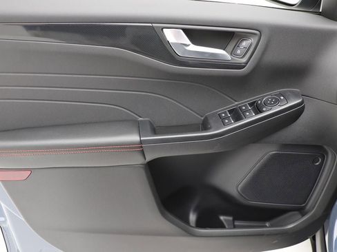 New 2026 Ford Escape ST-Line w/ Tech Pack #1 image 15