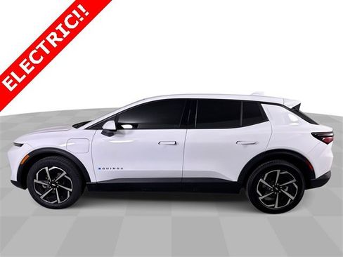 Used 2025 Chevrolet Equinox EV LT image 5