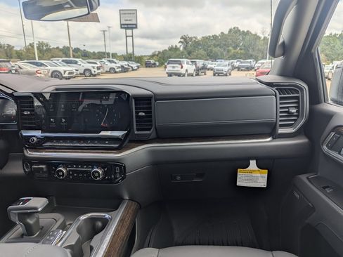 New 2026 GMC Sierra 1500 Elevation w/ Elevation Premium Package image 5