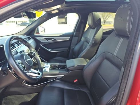 Used 2024 Jaguar F-PACE R-Dynamic S image 16