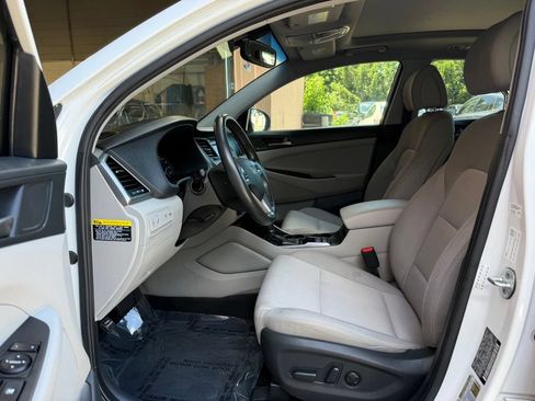 Used 2017 Hyundai Tucson Value FWD image 10