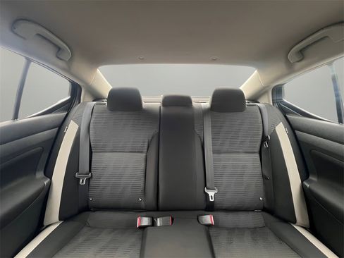 Used 2021 Nissan Versa SV image 22