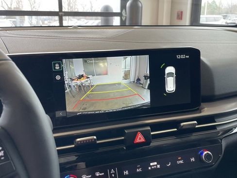 New 2026 Kia Sportage EX image 16