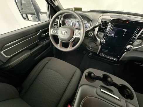 Used 2026 RAM 2500 Big Horn AWD/4WD image 9
