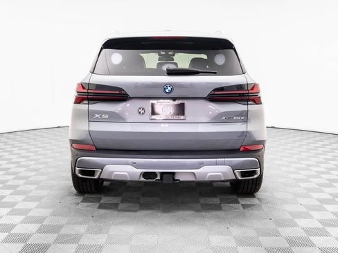 Used 2025 BMW X5 xDrive50e w/ Executive Package image 4