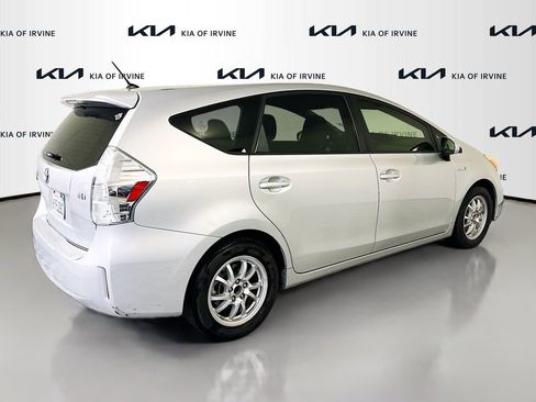 Used 2013 Toyota Prius V Two image 7