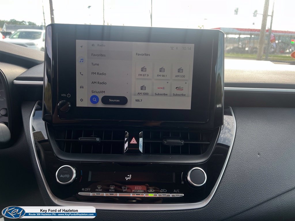 Used 2025 Toyota Corolla LE FWD image 20