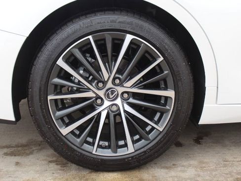 Used 2025 Lexus ES 350 350 image 10