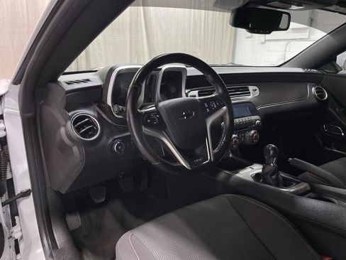 Used 2012 Chevrolet Camaro SS RWD image 10
