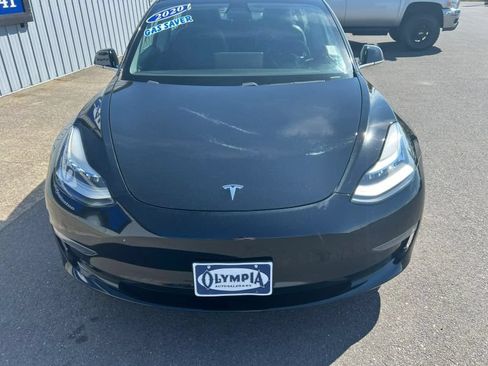 Used 2020 Tesla Model 3 Standard Range Plus RWD image 3