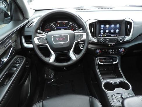 Used 2022 GMC Terrain SLT w/ Elevation Edition image 22