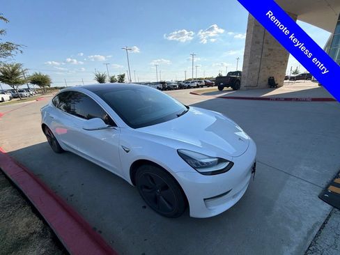 Used 2018 Tesla Model 3 Long Range RWD image 8
