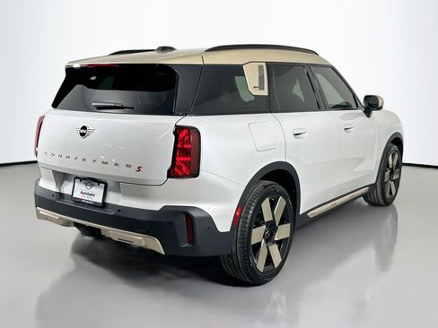 Certified 2025 MINI Cooper Countryman S w/ Comfort Package Max image 5