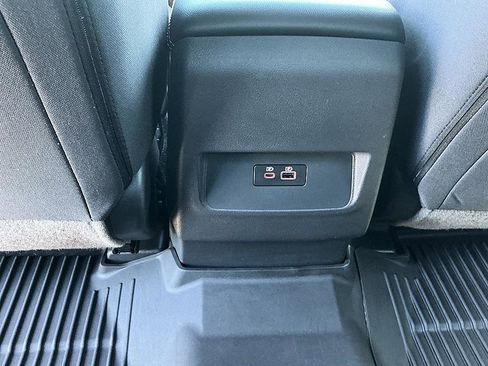 Certified 2025 Nissan Frontier PRO-4X AWD/4WD image 25