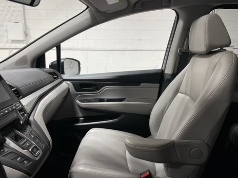 Used 2019 Honda Odyssey EX-L image 13