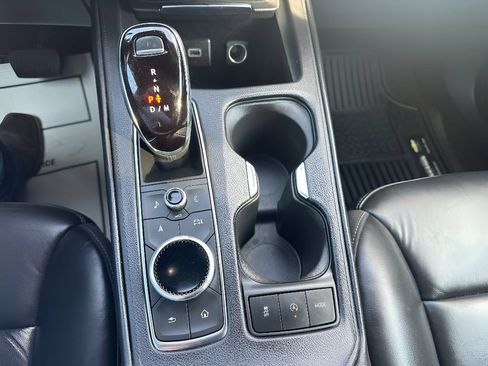 Used 2024 Cadillac XT4 Premium Luxury FWD image 24