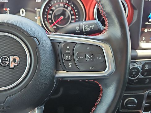 Used 2021 Jeep Gladiator Rubicon image 17