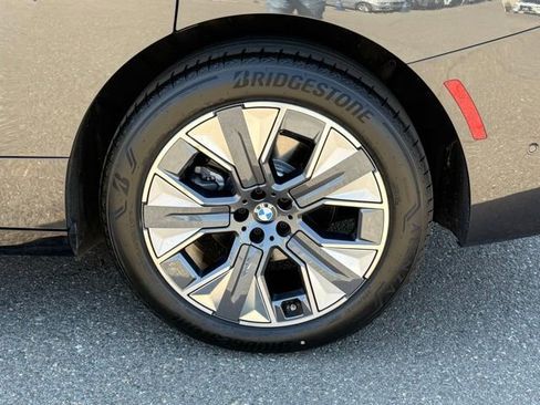 Used 2026 BMW iX xDrive60 w/ Premium Package AWD/4WD image 14