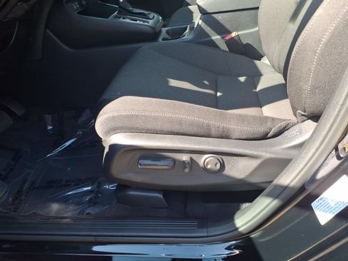 Used 2024 Honda CR-V EX image 16