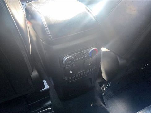 Certified 2022 Ford Explorer XLT w/ Equipment Group 202A image 33