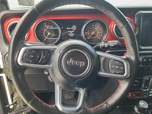 Used 2023 Jeep Wrangler Rubicon w/ Cold Weather Group AWD/4WD image 13