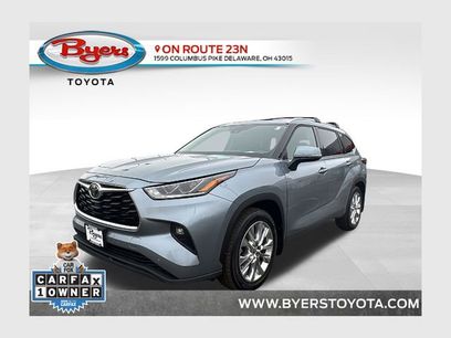 Used 2023 Toyota Highlander Limited
