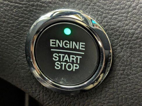 Used 2022 Ford Edge SEL w/ Cargo Accessory Package image 28