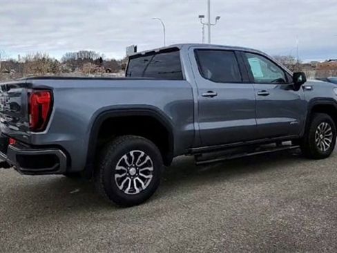 Certified 2022 GMC Sierra 1500 AT4 image 8