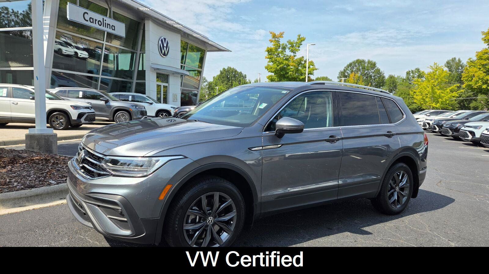 Certified 2023 Volkswagen Tiguan SE AWD/4WD image 1
