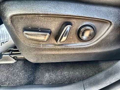 Used 2025 Toyota Grand Highlander AWD Hybrid image 21