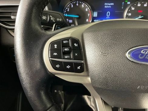 Used 2021 Ford Explorer XLT w/ Equipment Group 202A image 24