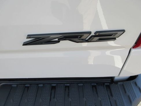 New 2026 Chevrolet Silverado 1500 ZR2 AWD/4WD image 14
