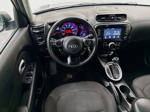 Used 2019 Kia Soul + image 20