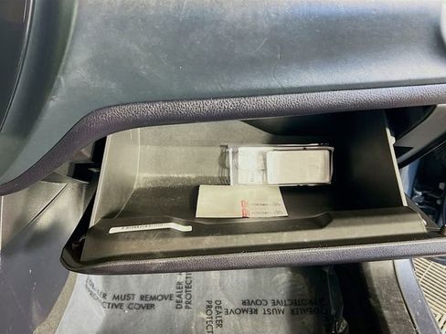 Used 2019 Toyota Corolla LE w/ Phone Cable & Charge Package image 30