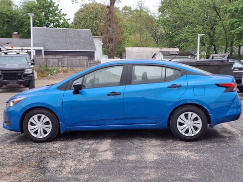 Used 2024 Nissan Versa S w/ Trunk Package image 8