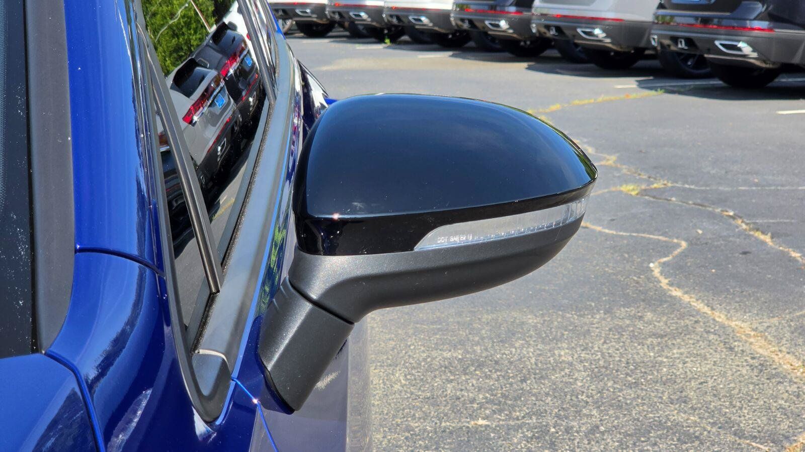 Certified 2024 Volkswagen Golf R AWD/4WD image 18